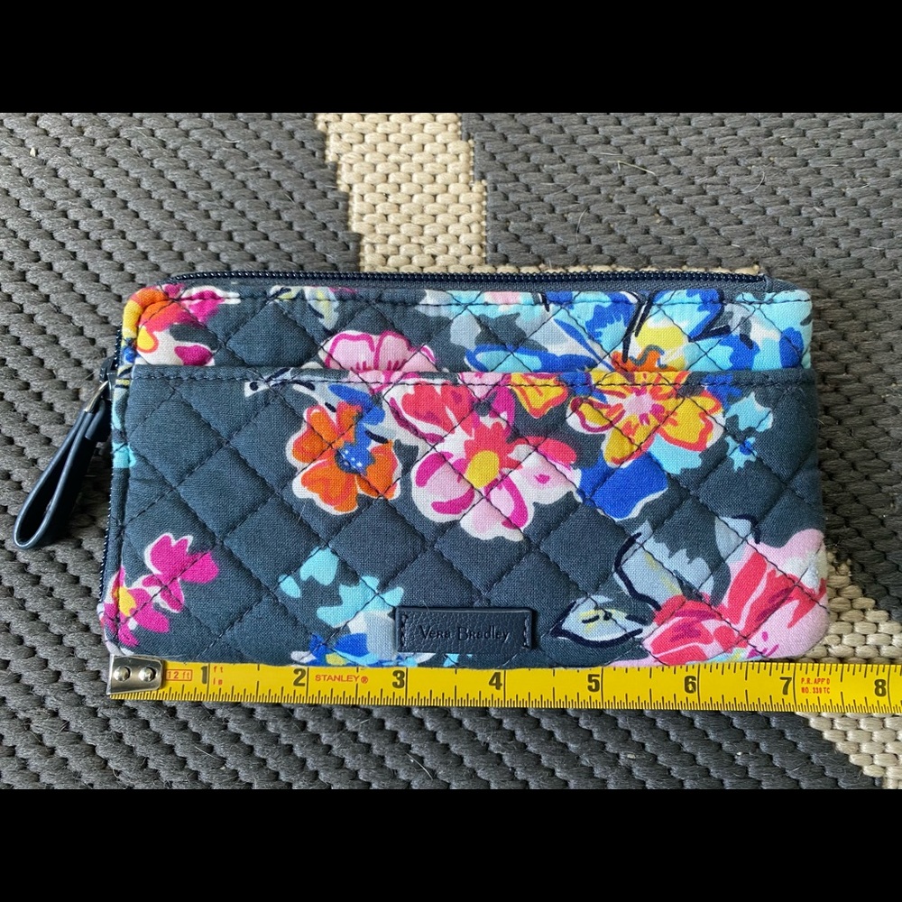 Vera Bradley RFID wallet in Pretty Posies